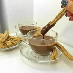 Receta de Churros con chocolate caliente saludable 2