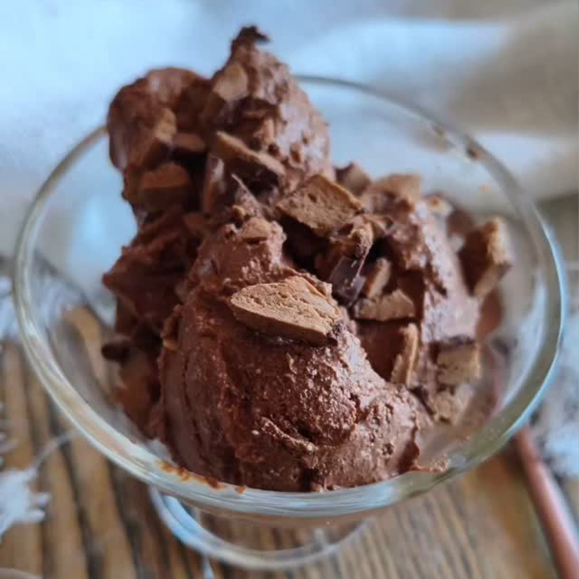 Receta de Helado Proteico de Chocolate