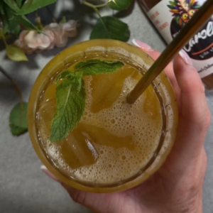 Receta de Cóctel Tropical de Mango